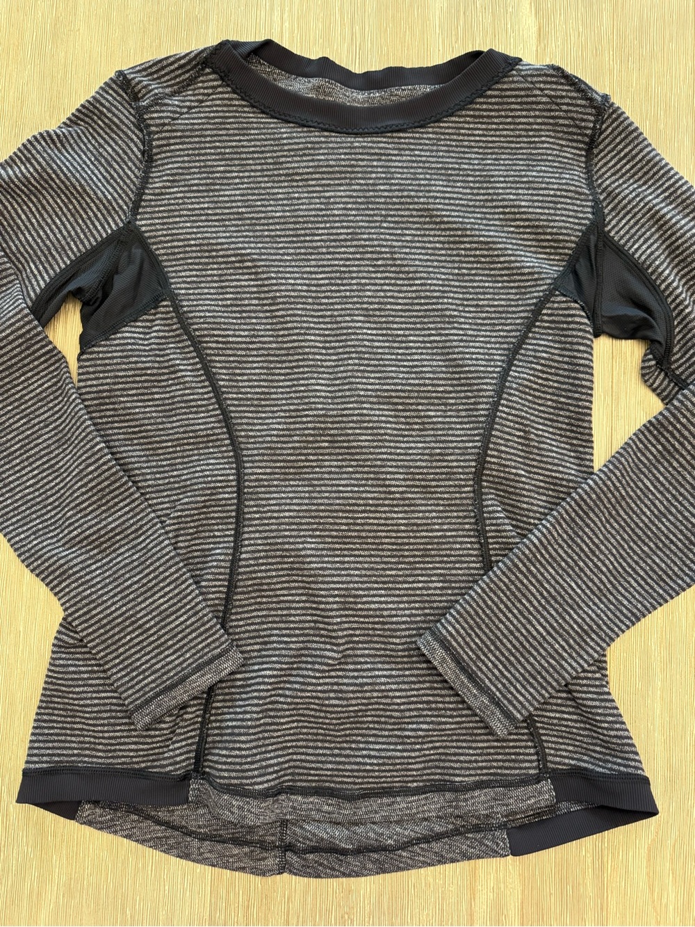 lululemon athletica Women’s Base Runner Layering Long Sleeve running Top - 6